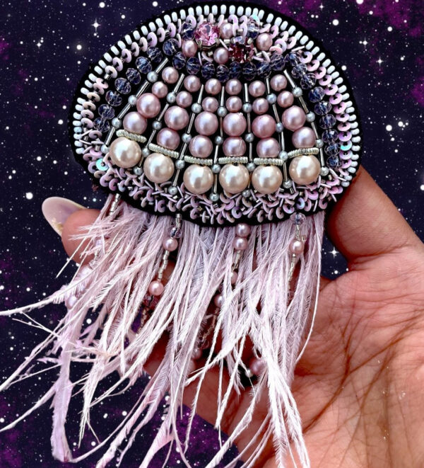 The jellyfish brooch