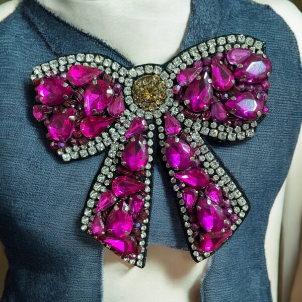 The  bow brooch -LUXE - Image 4