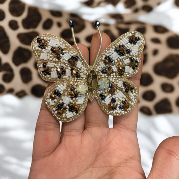 The butterfly brooch (leopard print )