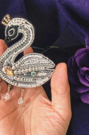 White swan -25 edition