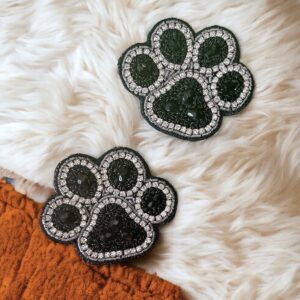 Paw brooches (black & white )