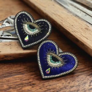 Heart brooch (select colours)